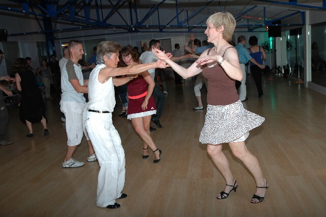 min 2008 06 28 aupra dance 106